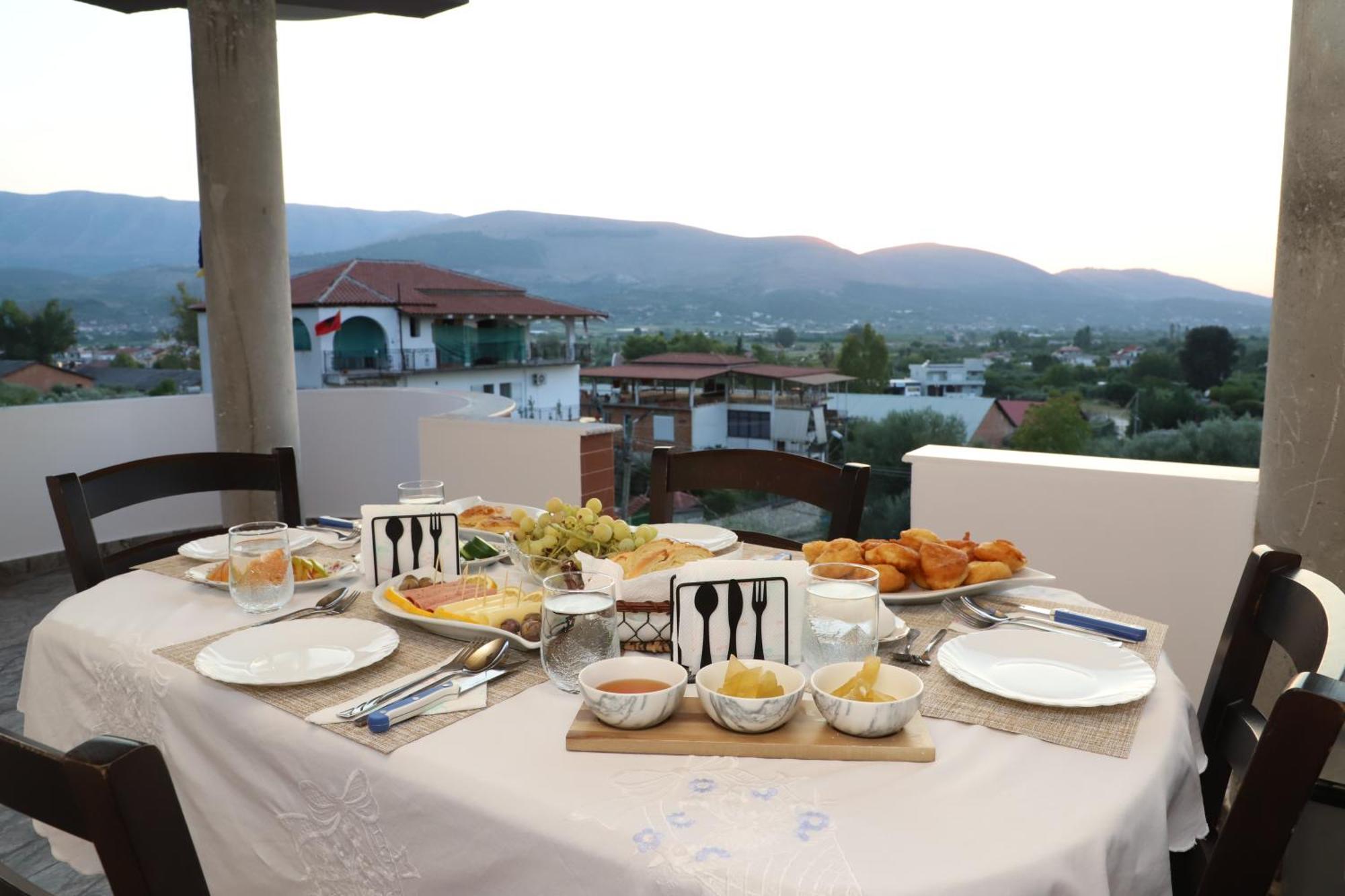Georgemishel Guest House بيرات المظهر الخارجي الصورة