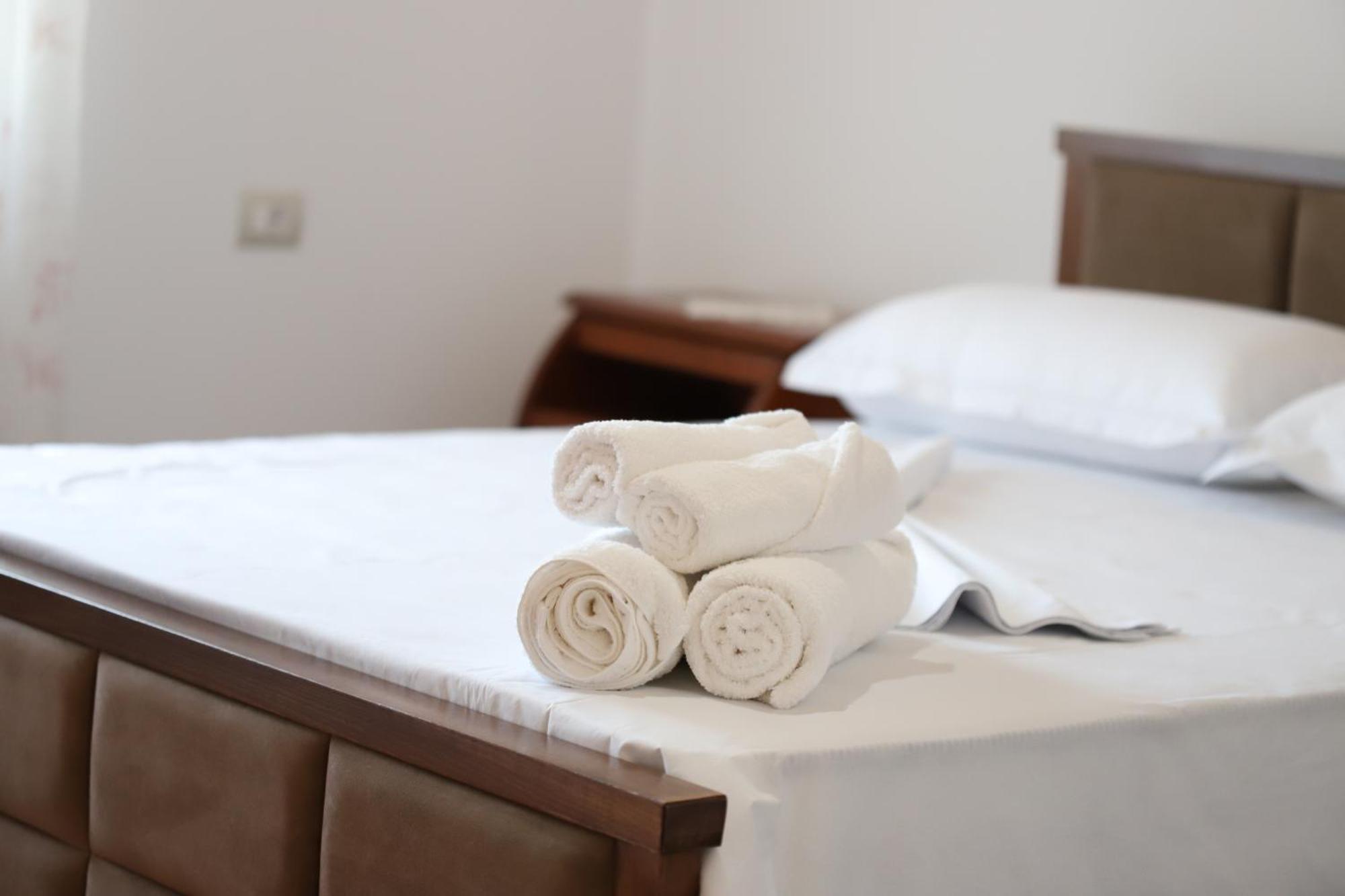 Georgemishel Guest House بيرات المظهر الخارجي الصورة