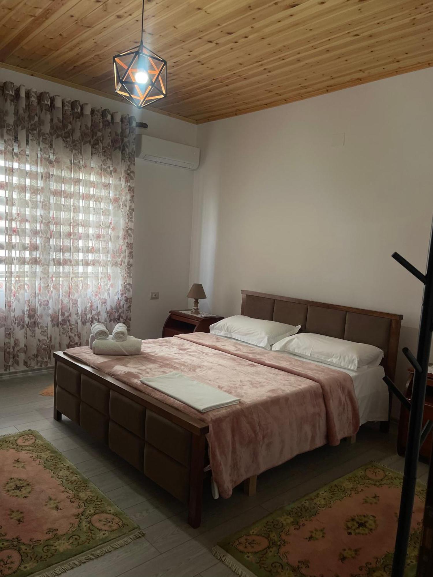 Georgemishel Guest House بيرات المظهر الخارجي الصورة