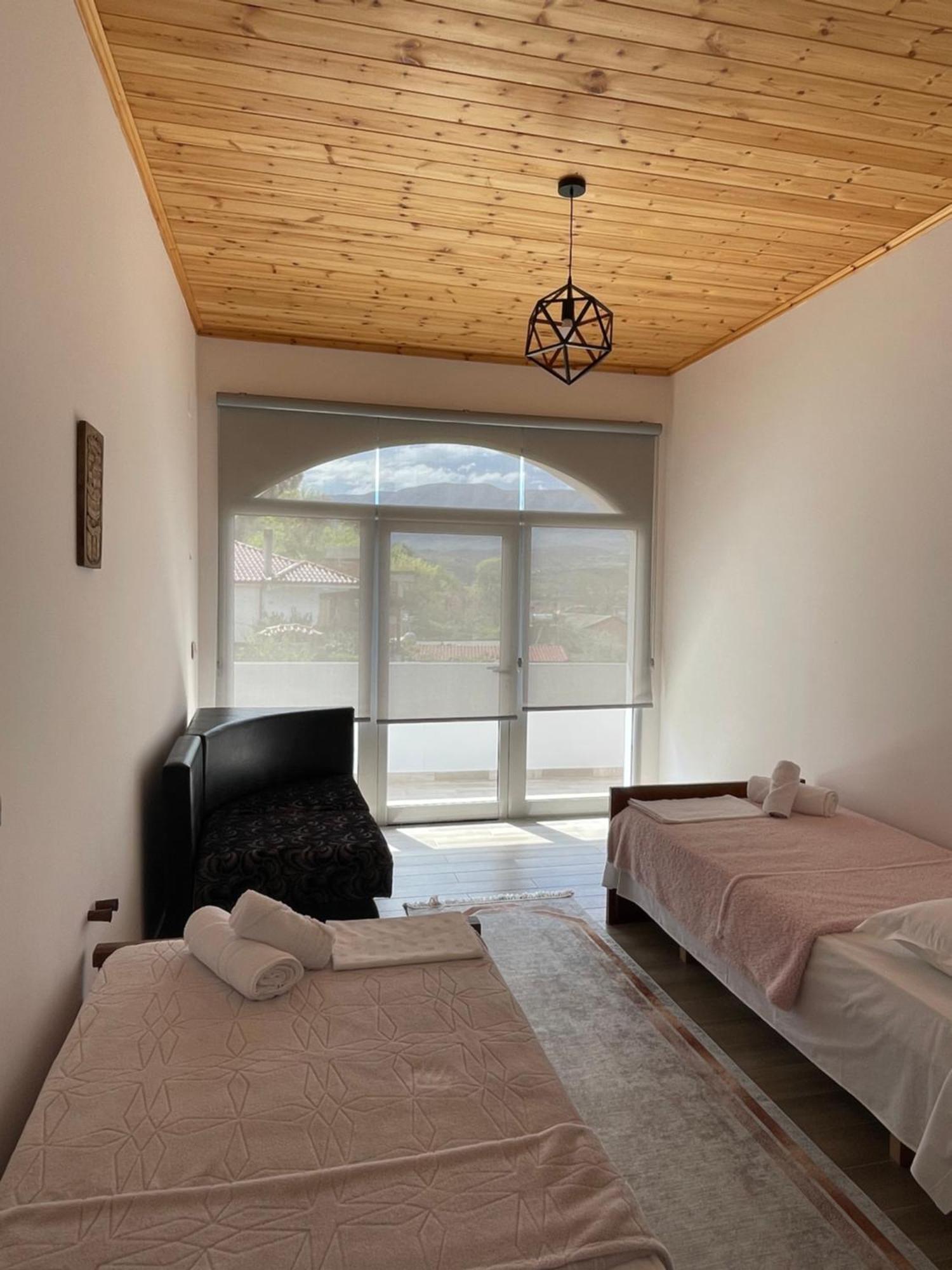 Georgemishel Guest House بيرات المظهر الخارجي الصورة
